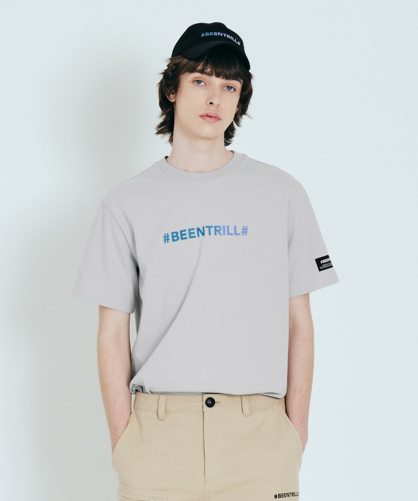 그라데이션 레귤러핏 반팔 티셔츠(그레이)